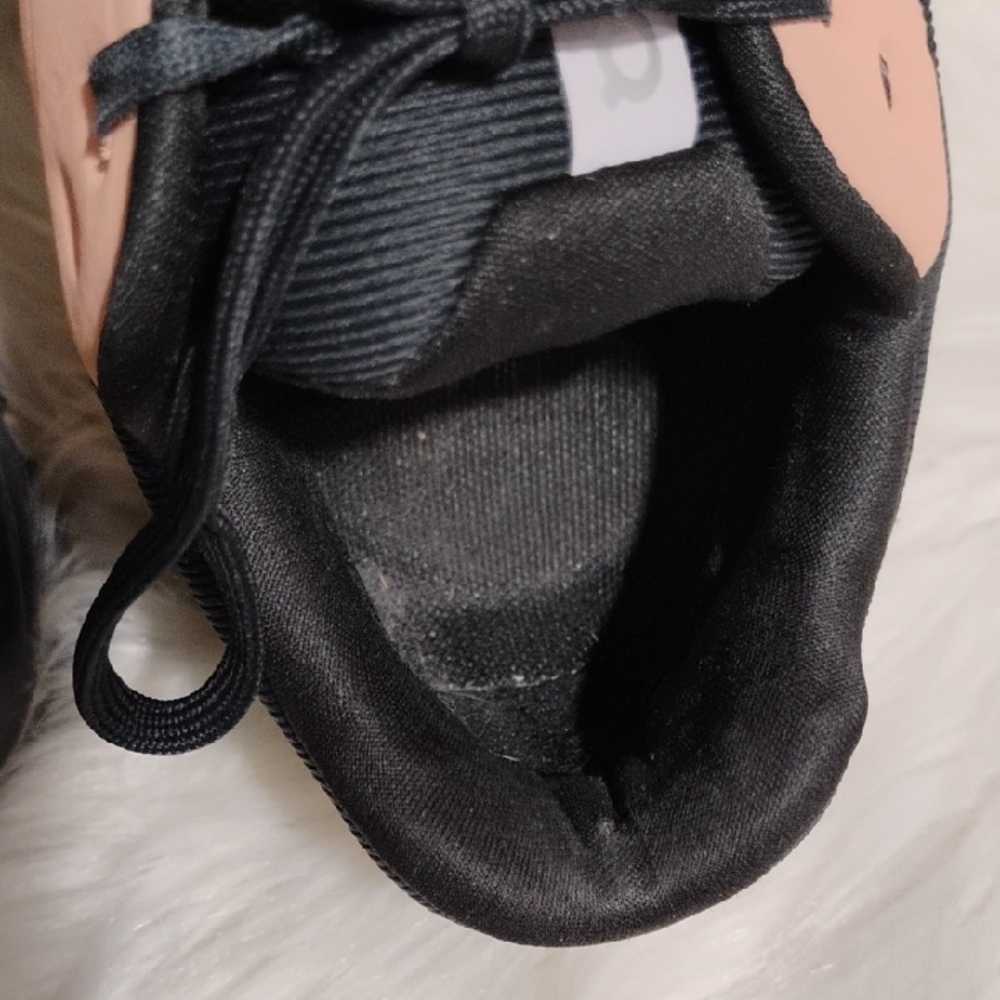 SALE! On Cloud Running Fade Black Peach Sneakers Sz.7 Gently Worn (X1) - Picture 8 of 10